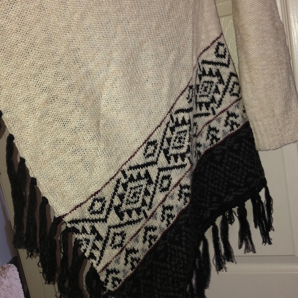 Cardigan - Picture 2 of 4